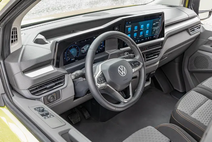 VW Transporter T7