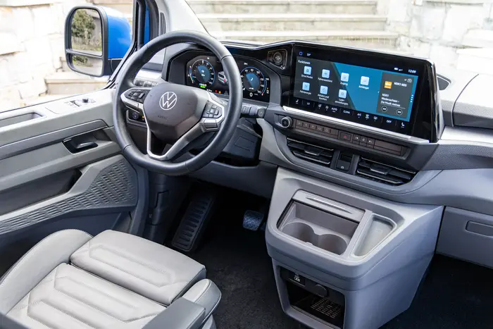 VW Transporter T7