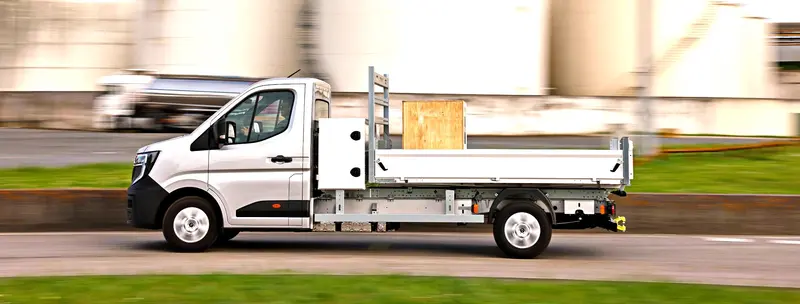 New renault Master Tipper