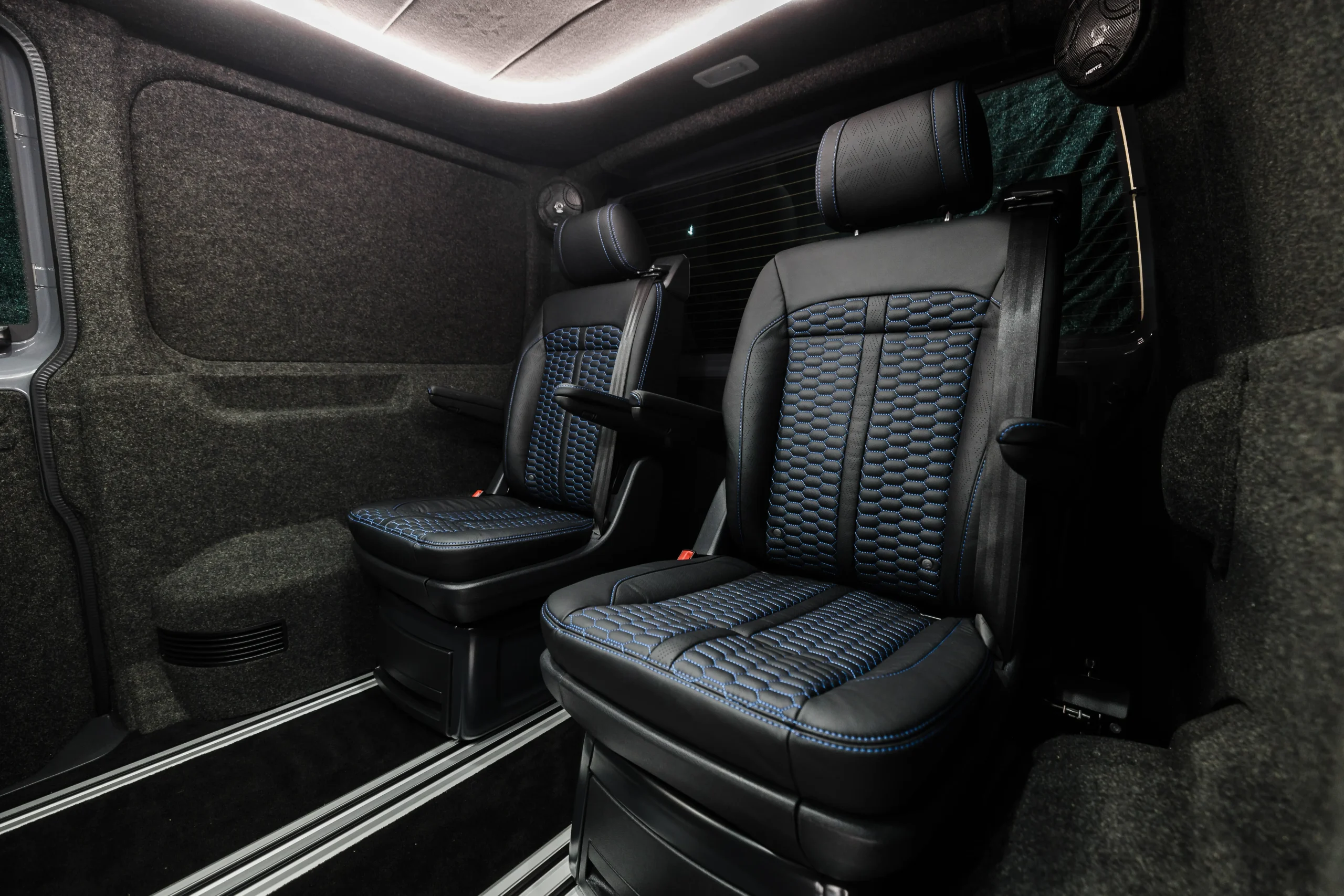 VW Transporter Caravelle 204 DSG