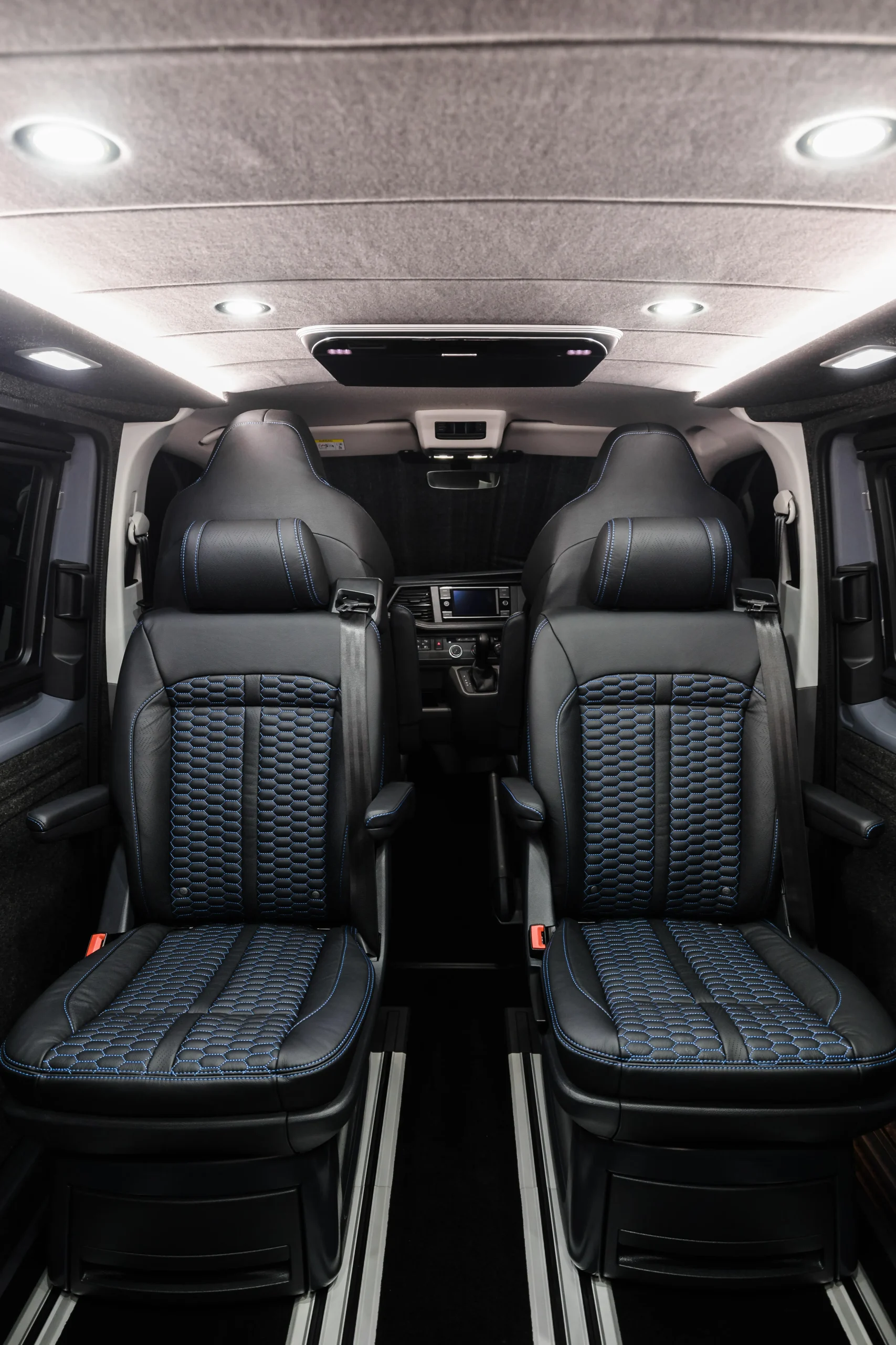 VW Transporter Caravelle 204 DSG