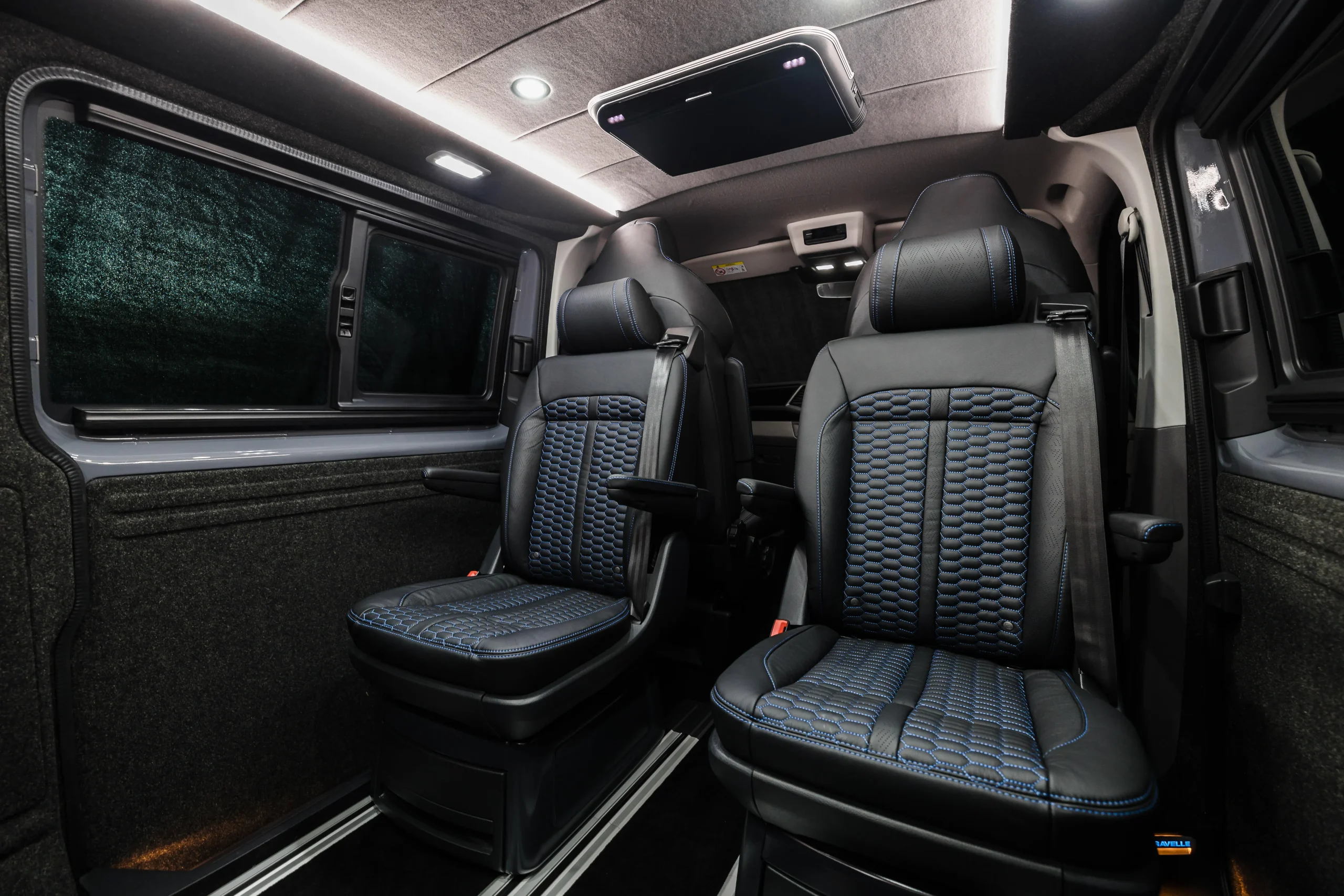 VW Transporter Caravelle 204 DSG