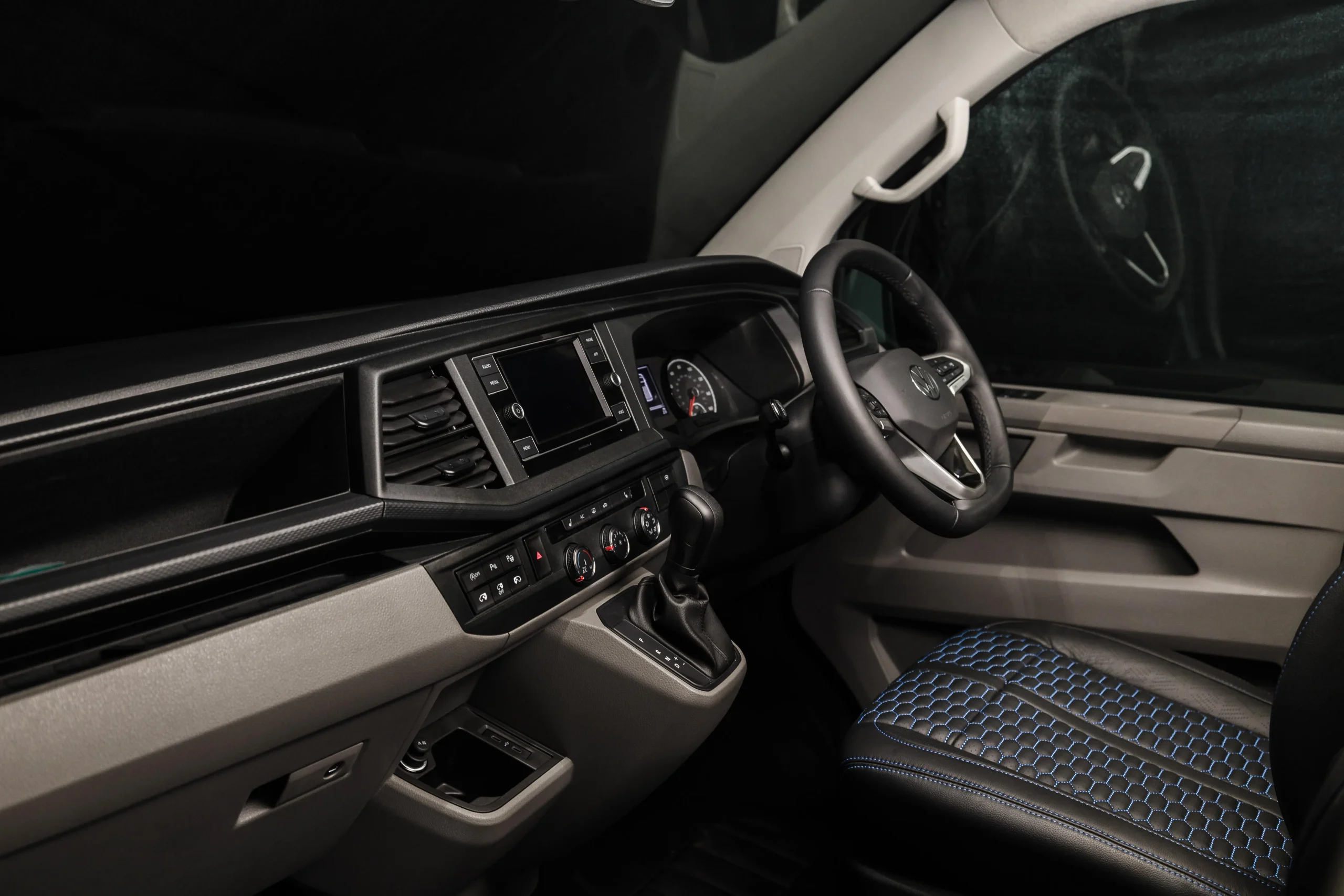 VW Transporter Caravelle 204 DSG