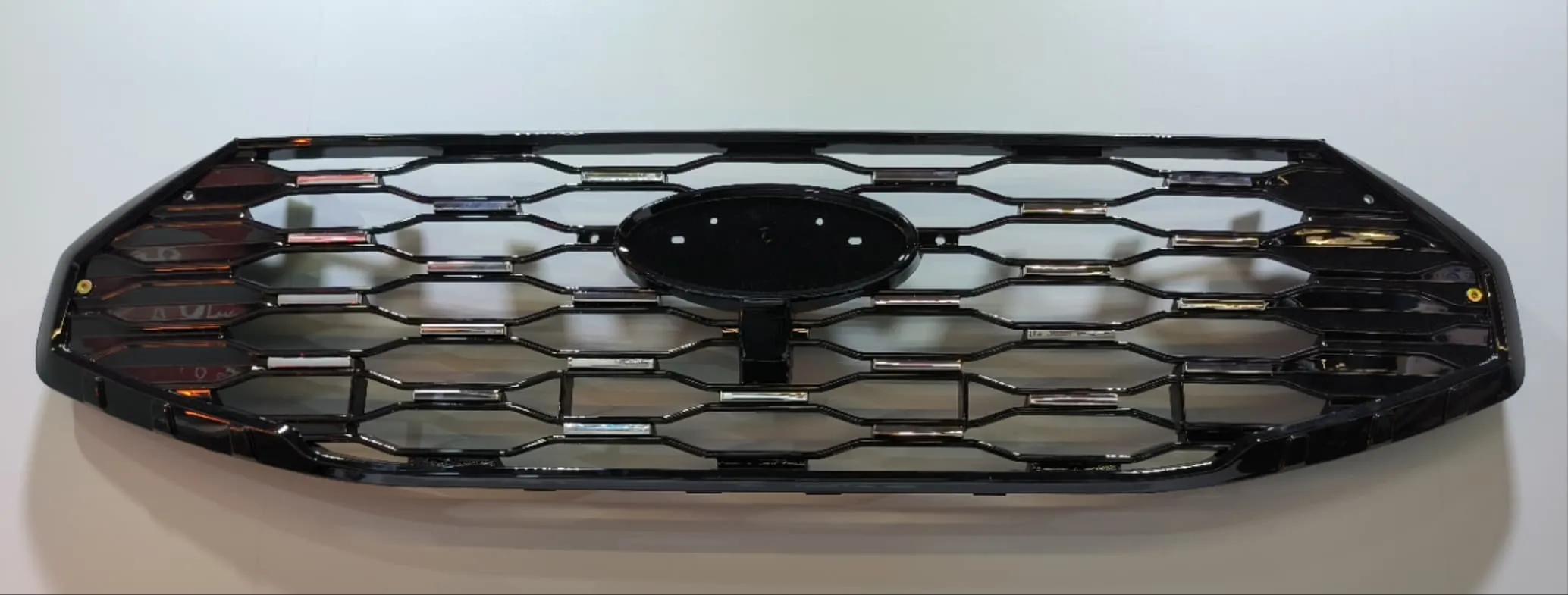 Ford Transit Custom 2024 Chrome Grille