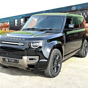 Land Rover Defender Commercial 110 HSE X Dyncamic Black_9720