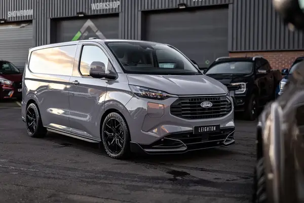 Leighton Vans Transit Custom